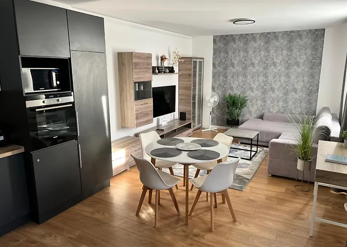 Rose Garden - Boutique In Center Apartament Budapesta