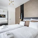 Rose Garden - Boutique In Center 아파트 부다페스트