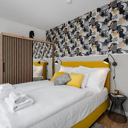 Rose Garden - Boutique In Center 아파트