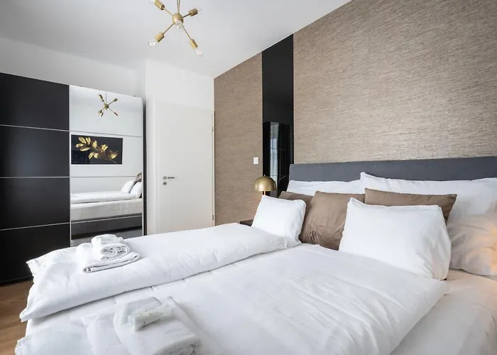 Rose Garden - Boutique In Center Appartement Boedapest