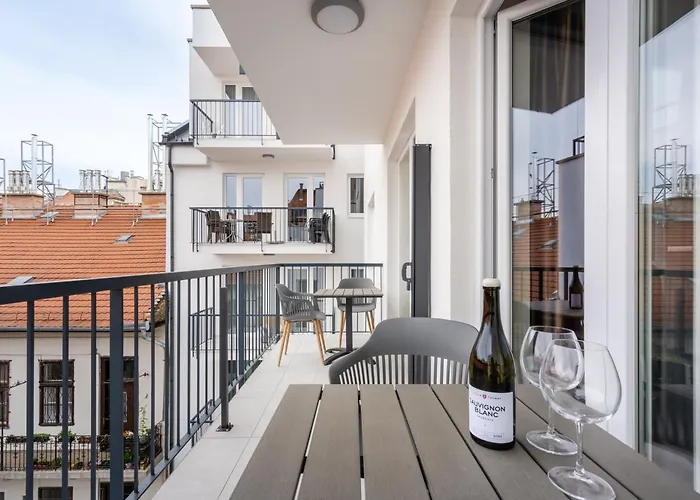 Rose Garden - Boutique In Center Appartement Boedapest